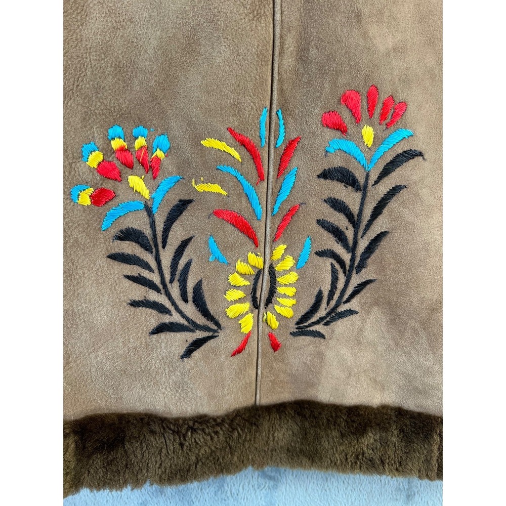 Vintage Afghan Embroidered Suede Shearling Vest Womens Medium Waistcoat - Picture 12 of 16